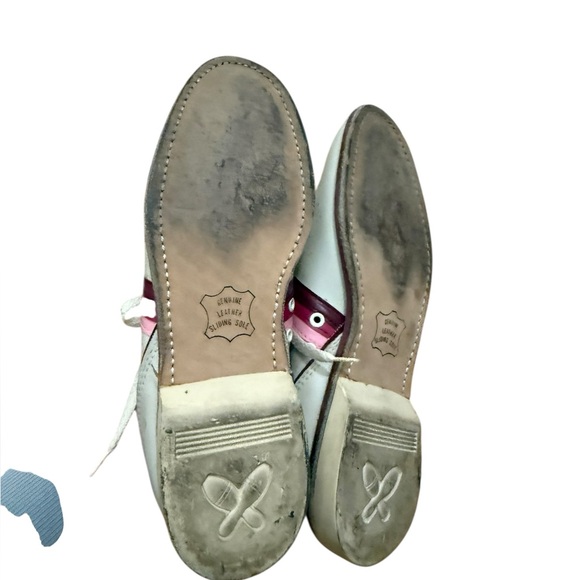 Elegant Cream and Pink Women's Bowling shoes - Picture 6 of 6